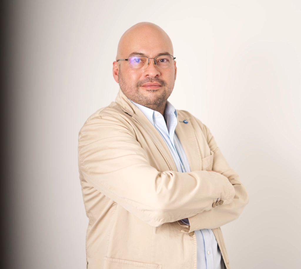 Luis Mendez, AI Strategist en Leeuwwolk